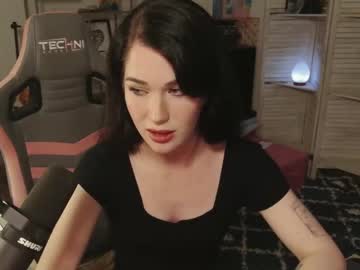 webcam girl evelynclaire image #6144010