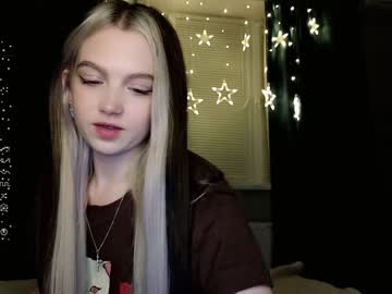 webcam girl small_blondee image #5667253