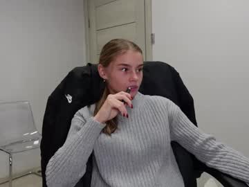 webcam girl abby_laker image #8525478