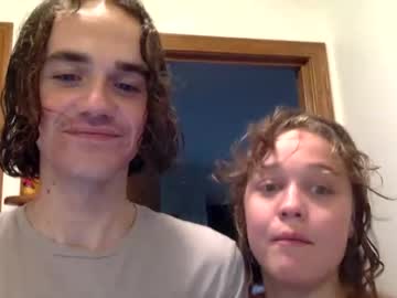 webcam couple poppyndev13 image #995438