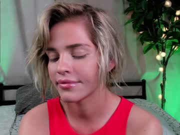 webcam girl dollorrie image #2294050