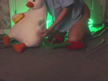 webcam girl lesi_moonie image #8225859