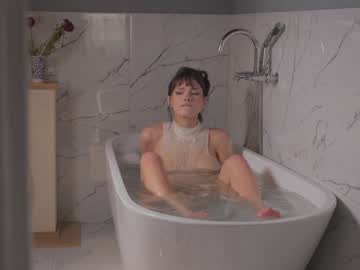 webcam girl _june image #7378485