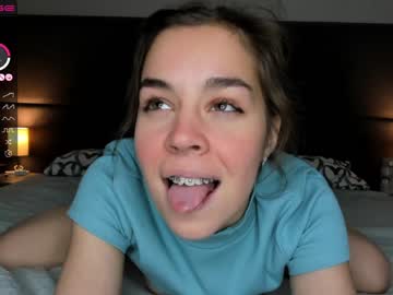 webcam girl monika_youthfull image #3189046