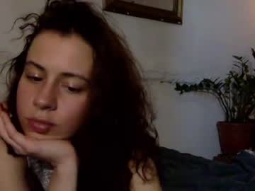webcam girl comeincloser image #7023023