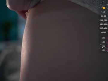 webcam girl _maybelin_ image #2239050