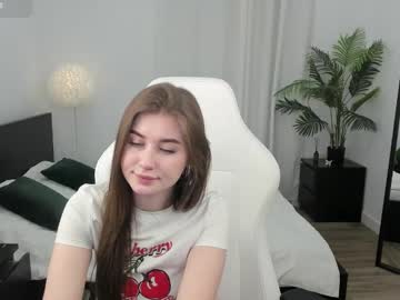 webcam girl lilly_colins image #8478654