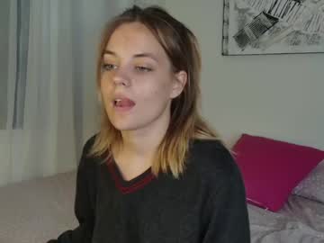 webcam girl hey_toni_ image #3235220