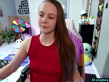webcam girl syndica image #7023130