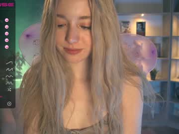 webcam girl effielin image #683575