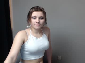 webcam girl relax_nina image #991425