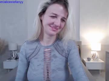 webcam girl smileyouarehere image #6874561