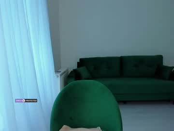 webcam girl intrigueeme image #5140059