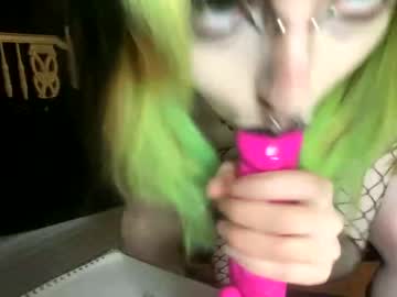 webcam girl cryptiddi3s image #3157487