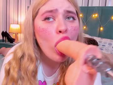 webcam girl miraclark1 image #1686517
