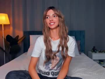 webcam girl tuttyfrutty1 image #8143967