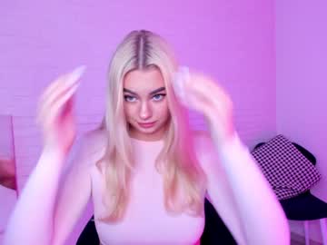 webcam girl 8a8y_nura image #1535024
