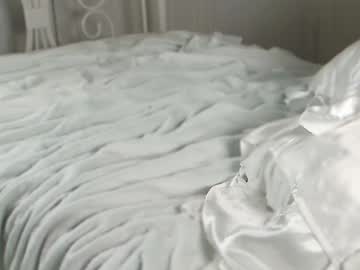 webcam girl littlegreekflower image #9152793