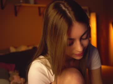 webcam girl cuteelsa_ image #5916938