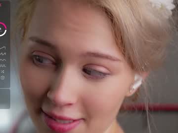 webcam girl sonyaericsson image #7626972