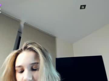 webcam girl lynnhalloway image #8743523