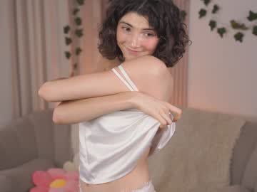 webcam girl you_fell_in_love image #8275641
