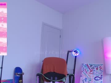 webcam girl petitebrat image #4385613