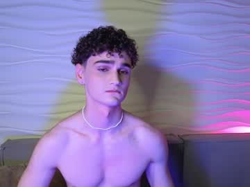 webcam man adam_21cm image #7645354