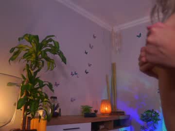 webcam girl juicyandthepussyblvd image #2833232