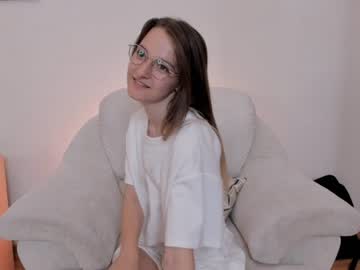 webcam girl alainacrosby image #4972778
