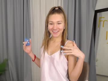 webcam girl teonasafina__ image #3506905