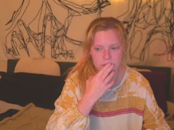 webcam girl crimsonxrapture image #211771