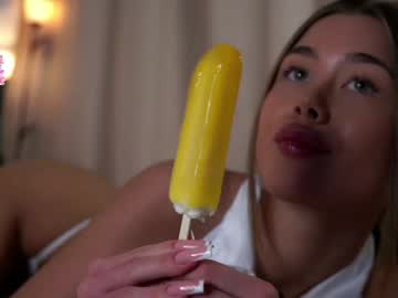 webcam girl oxonmymind image #8666420