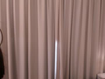 webcam girl peek_in_my_window image #6513089