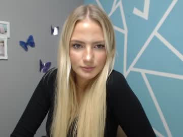 webcam girl tall_zori image #1292562