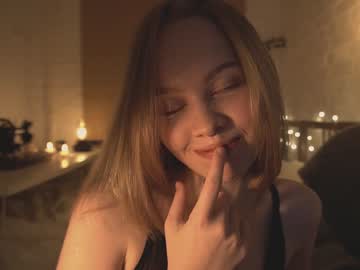webcam girl bibi_it_is image #1921178