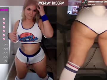 webcam girl milavalentinax image #2897559