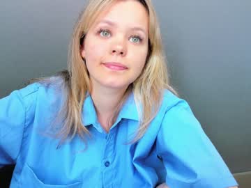 webcam girl dianaholiday image #2599922