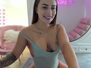 webcam girl ashlyeroberts1 image #2801202