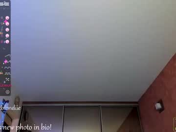webcam girl bestblondiiecb image #3152068
