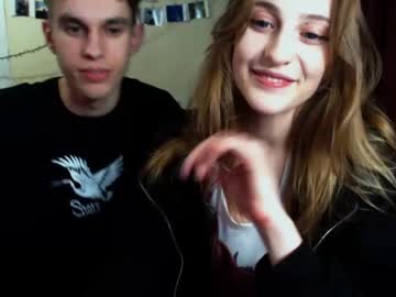 webcam couple dead_insidee image #4113080