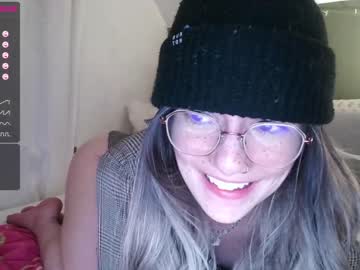 webcam girl pixelatedprincess image #3672740