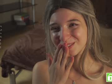 webcam girl checkmypeach image #7722384