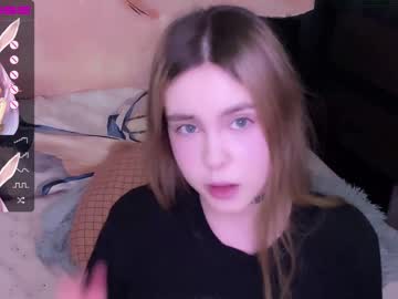 webcam girl nyakawaii69 image #4869795