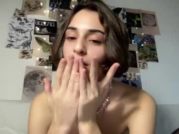 webcam girl crown_of_vice01 image #3055398