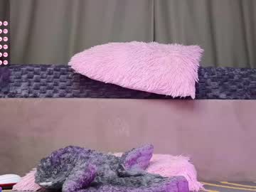 webcam girl queenelia image #6603439