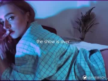 webcam girl _yvie_ image #4875360