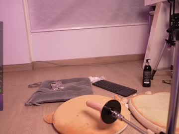 webcam girl lau__1 image #6210046