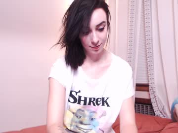 webcam girl eeeveee image #297642