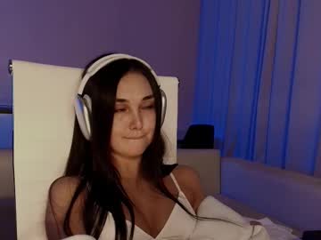 webcam girl hollyextra image #8856089